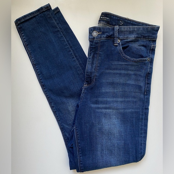 Like New Lucky Brand Bridgette High-Rise Skinny Jeans - 30” Leg - Picture 2 of 2
